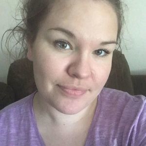 Meet your Posher, Holly